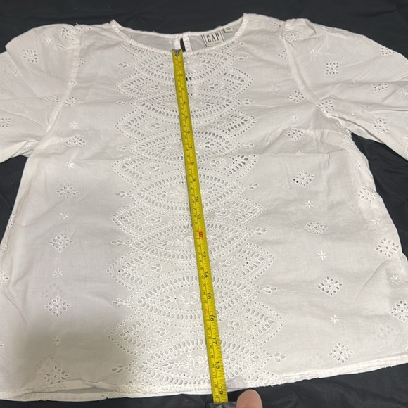 Gap Puff Sleeve Eyelet Blouse - Picture 14 of 16